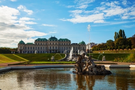 Belvedere palace in Vienna%2C Austria on a sunny day